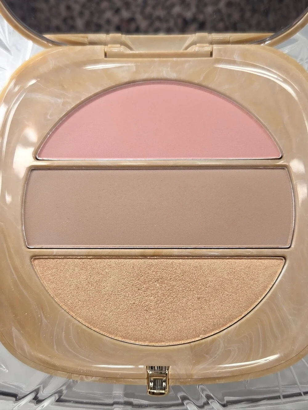 Marc Jacobs O!Mega x Three Café Marc Jacobs Tan-Tastic Glo! - Picture 6 of 6